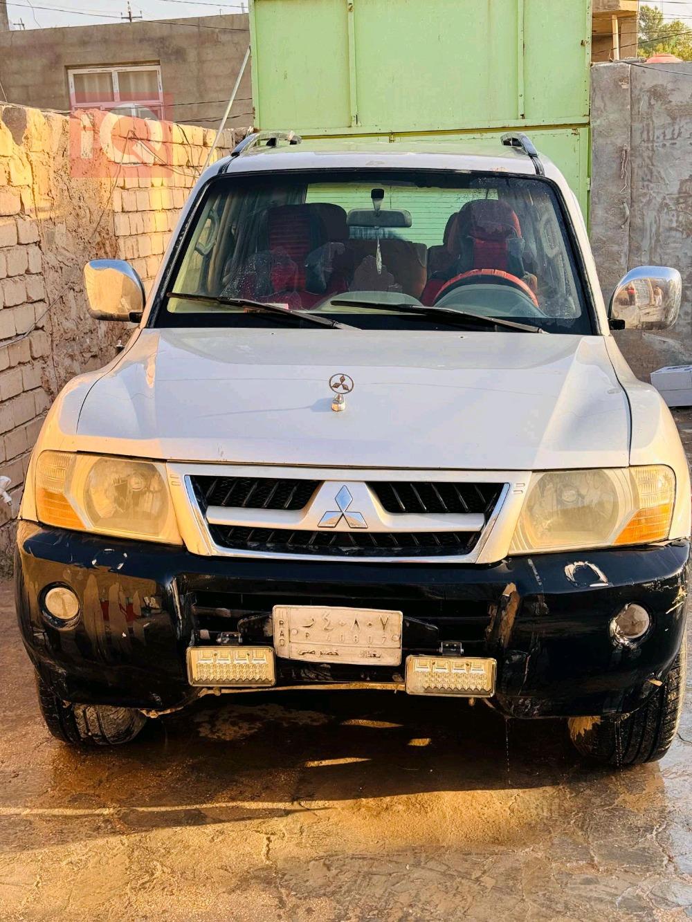 ميتسوبيشي باجيرو